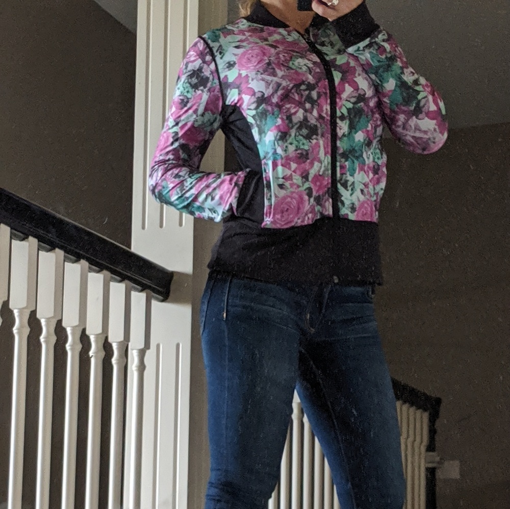 🔥 BCG Floral Lightweight Jacket